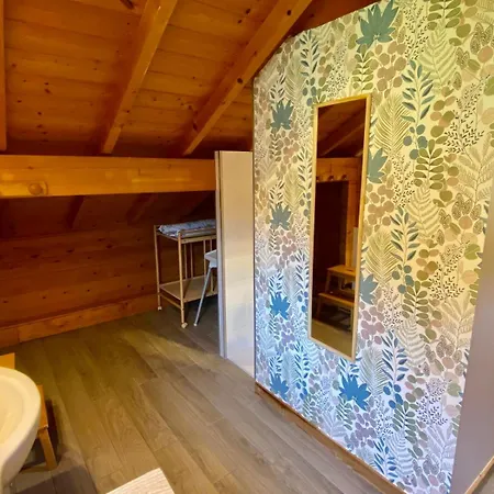 Chalet Baudelaire, Beau Et Authentique